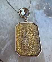 Load image into Gallery viewer, Golden Sparkly Pendant Necklace