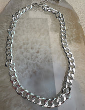 Load image into Gallery viewer, Silver Minimalist Necklace