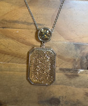 Load image into Gallery viewer, Golden Sparkly Pendant Necklace