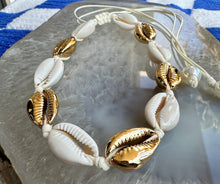 Load image into Gallery viewer, Shell Necklace