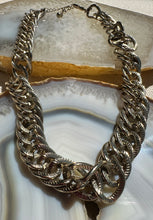 Load image into Gallery viewer, Ornate Chainlink Statement Necklace
