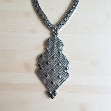Load image into Gallery viewer, Ethereal Silver Necklace