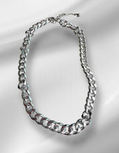 Load image into Gallery viewer, Silver Minimalist Necklace