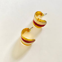 Load image into Gallery viewer, Vintage earrings