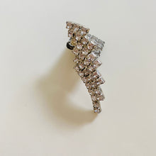 Load image into Gallery viewer, Assymetrical Vintage Earrings