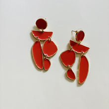 Load image into Gallery viewer, undefined drop earrings