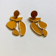 Load image into Gallery viewer, undefined drop earrings