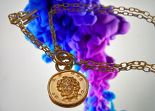 Load image into Gallery viewer, Vintage Golden Necklace