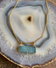 Load image into Gallery viewer, Druzy Bar Necklace