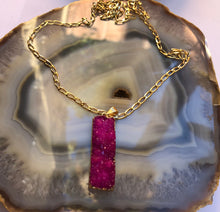 Load image into Gallery viewer, Druzy Pink Necklace