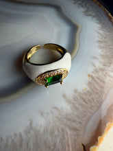 Load image into Gallery viewer, White &amp; Green Ring