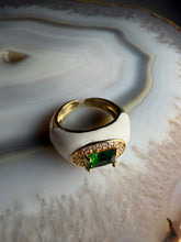 Load image into Gallery viewer, White &amp; Green Ring
