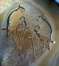 Load image into Gallery viewer, Vintage Gold Earrings