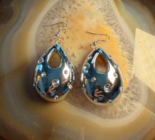 Load image into Gallery viewer, Vintage Silver Earrings