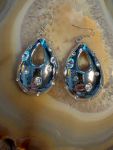 Load image into Gallery viewer, Vintage Silver Earrings