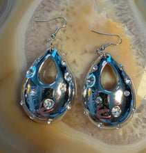 Load image into Gallery viewer, Vintage Silver Earrings