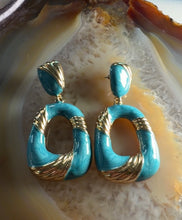 Load image into Gallery viewer, Vintage Blue  Gold Earrings