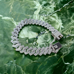 Truly Stunning Link Silver Bracelet