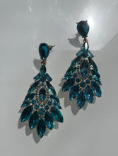 Load image into Gallery viewer, Blue Rhinestone Earrings