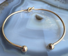 Load image into Gallery viewer, Golden Harmony Bracelet Set