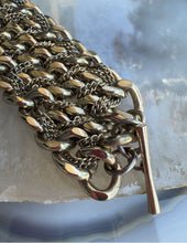 Load image into Gallery viewer, Luxurious Golden Multi-Chain Toggle Bracelet