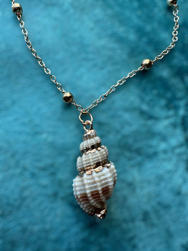 Golden Shell Necklace