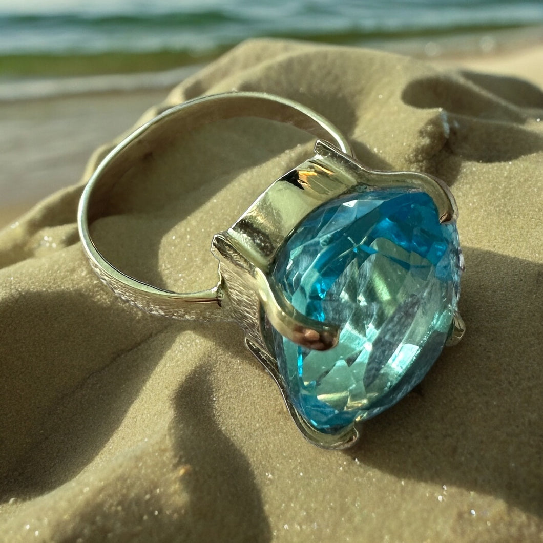 Aquamarine Ring Oval Cut