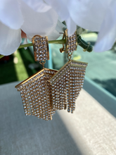 Load image into Gallery viewer, Sparkling Earrings