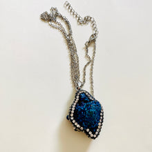 Load image into Gallery viewer, Druzy blue cobalt