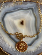 Load image into Gallery viewer, That Cool Vintage Necklace