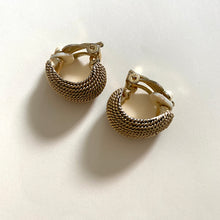 Load image into Gallery viewer, Old Hollywood Vintage Earrings
